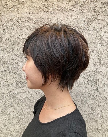 美シルエットショートスタイル