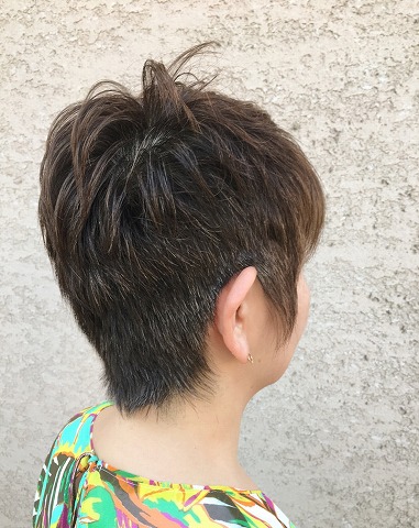 タイトなスタイルショート