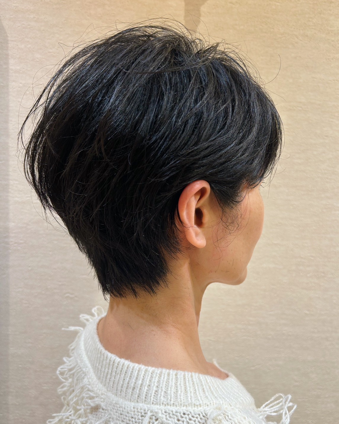 大人ショートは”後ろ姿”で決まります!