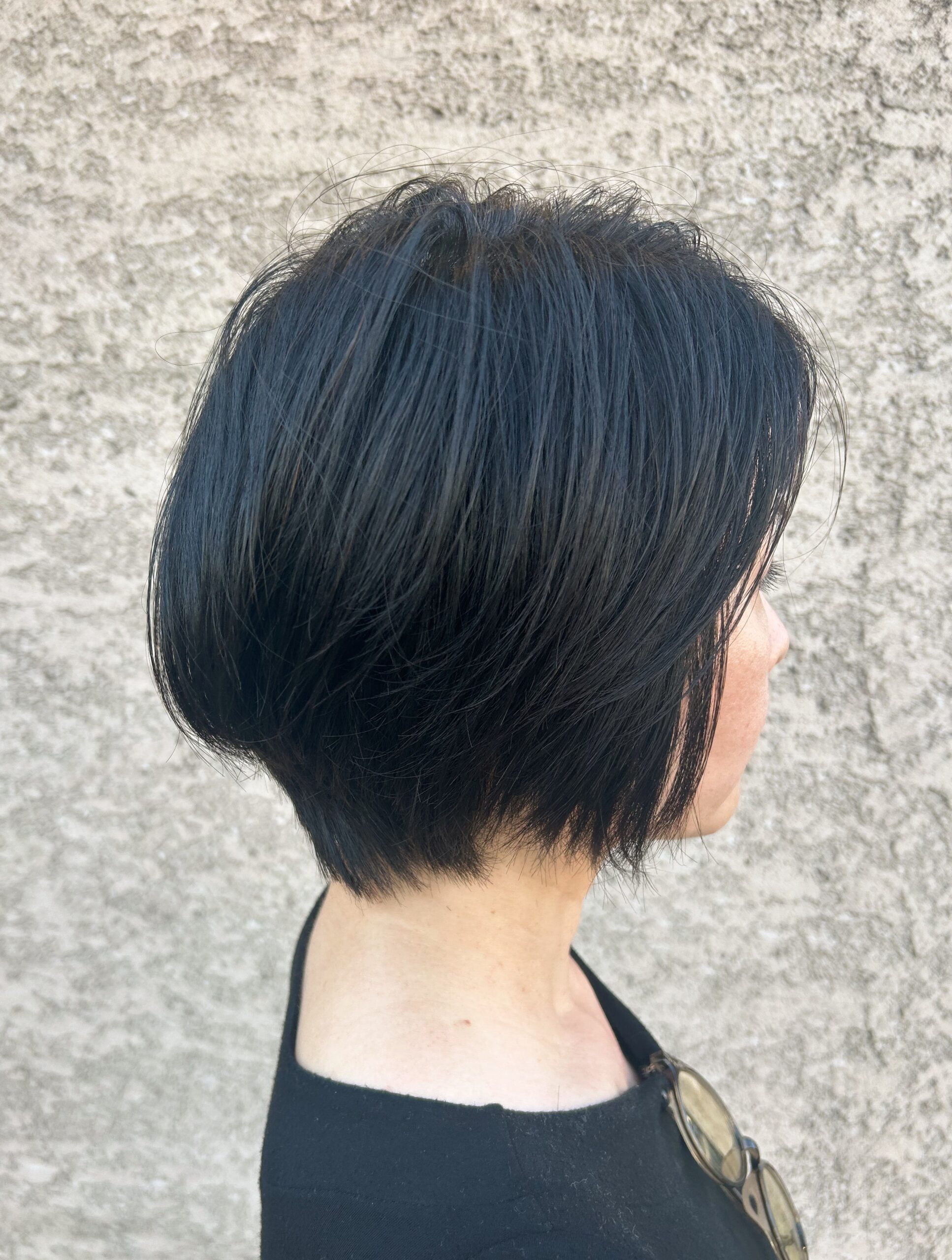 乾かすだけでまとまる美シルエットショート